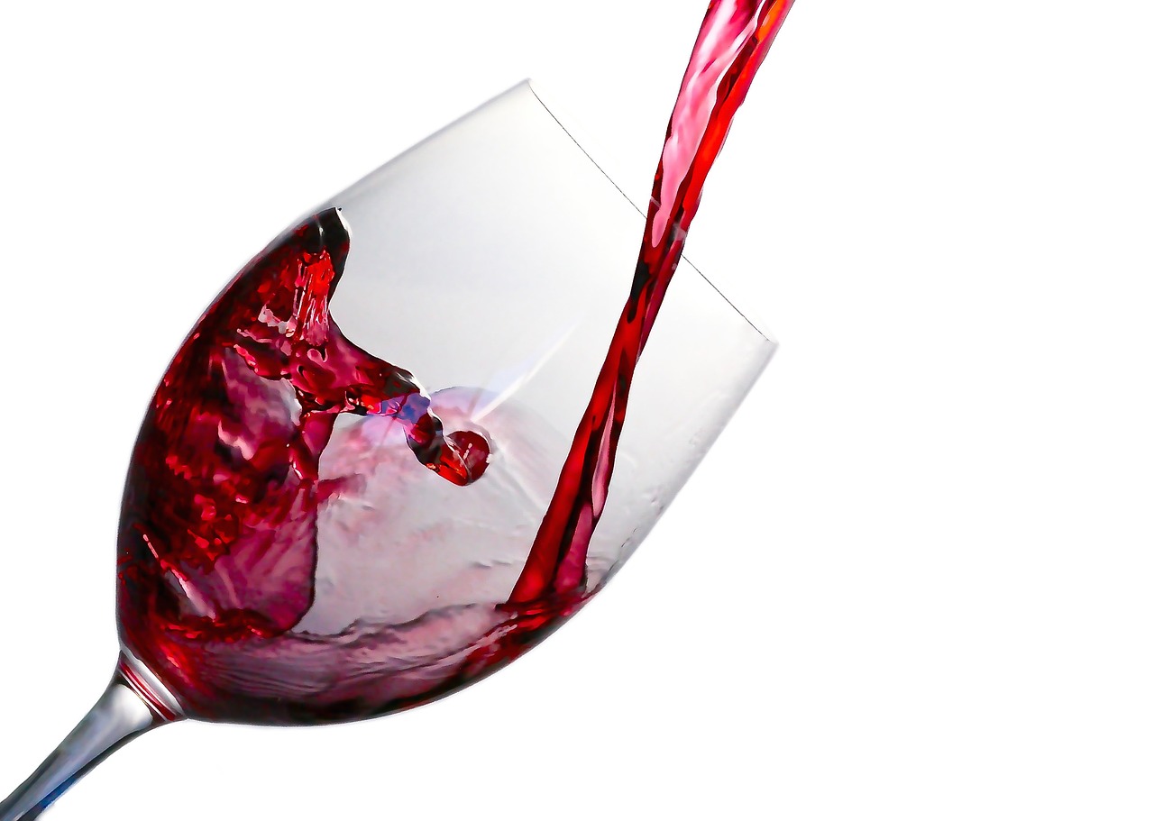 Peck tro hulkende Learn How Red Wine Aids With Oral Health